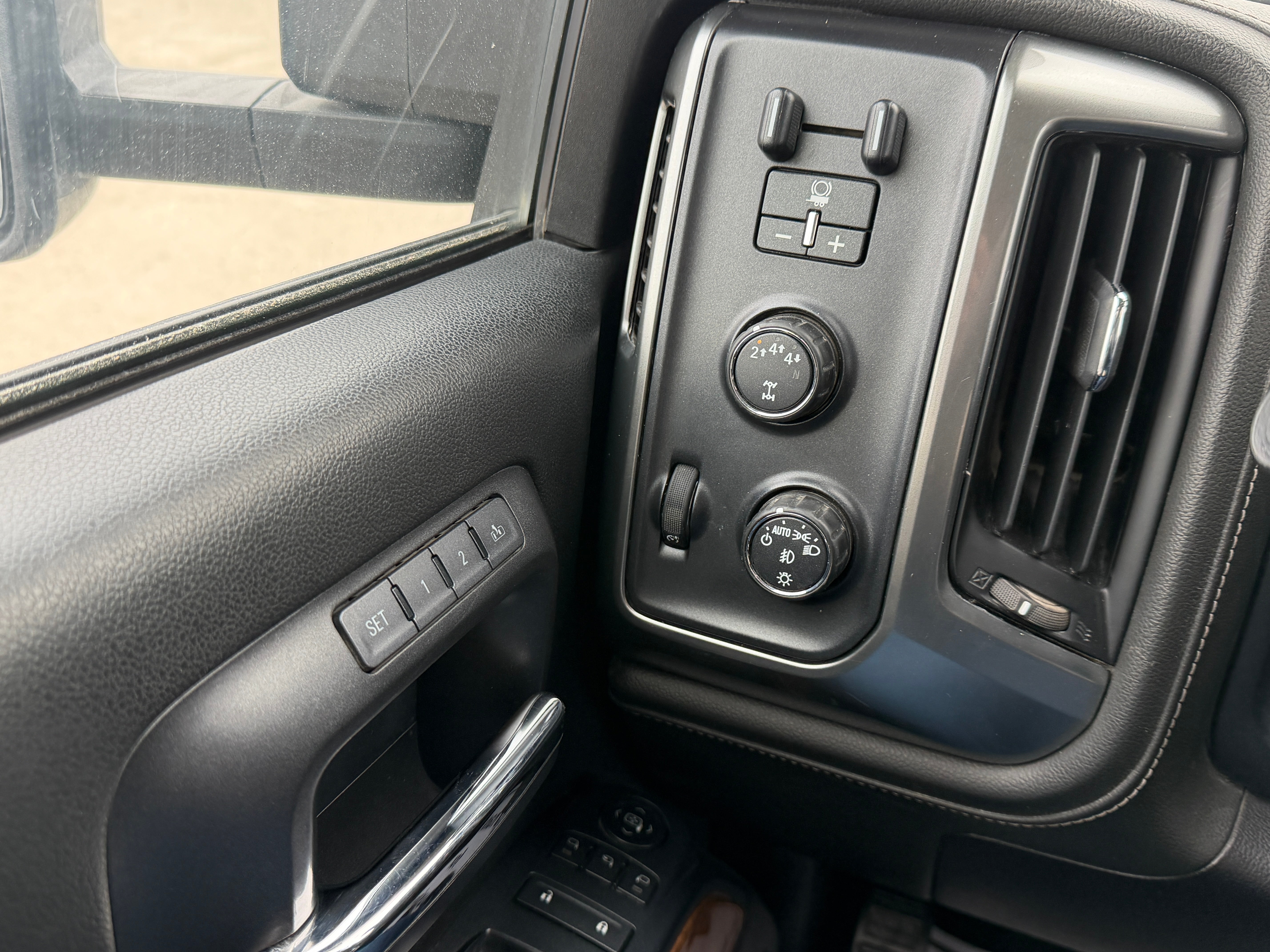 2017 Chevrolet Silverado 3500 HD LTZ