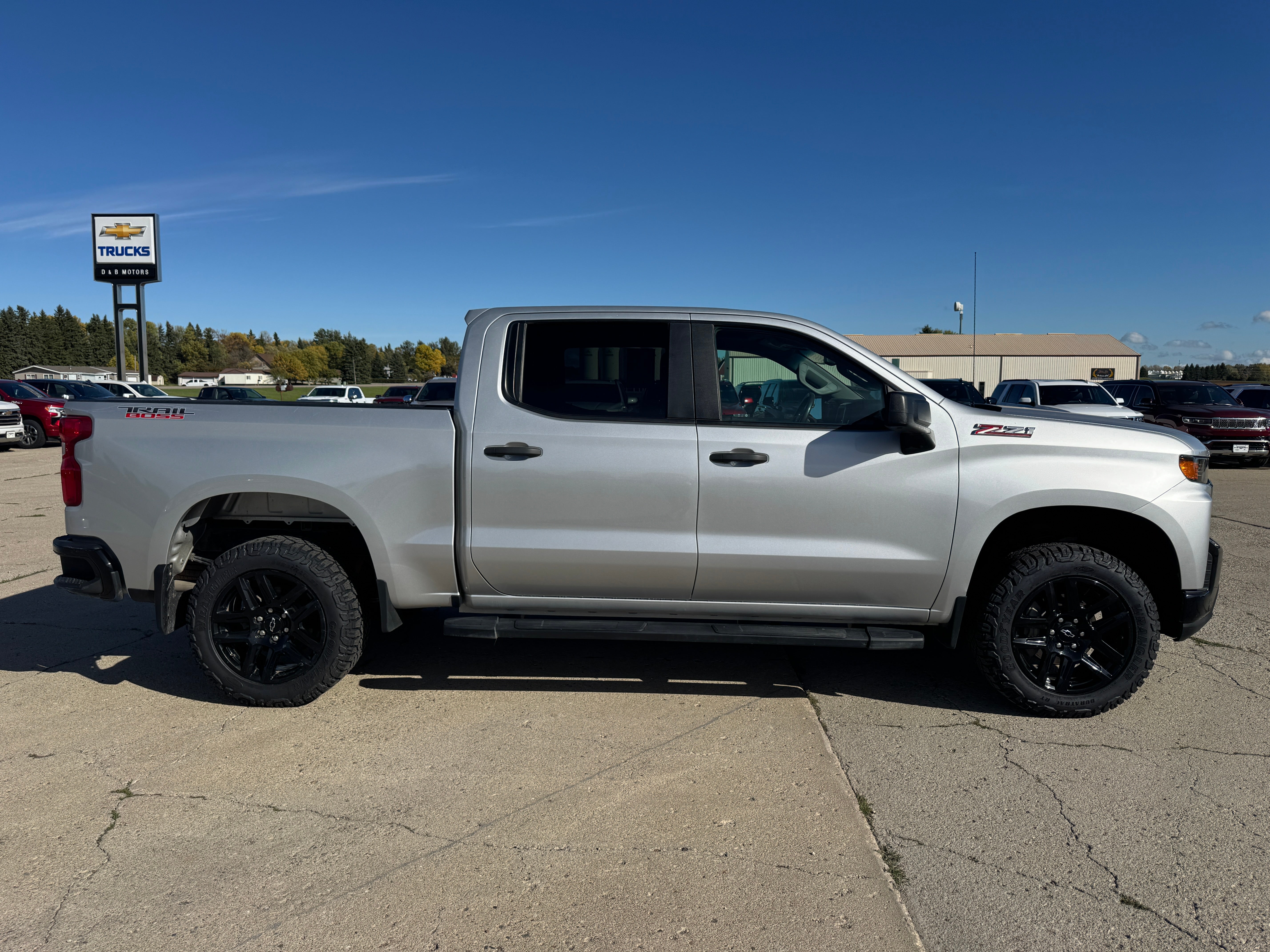 2021 Chevrolet Silverado 1500 Custom Trail Boss