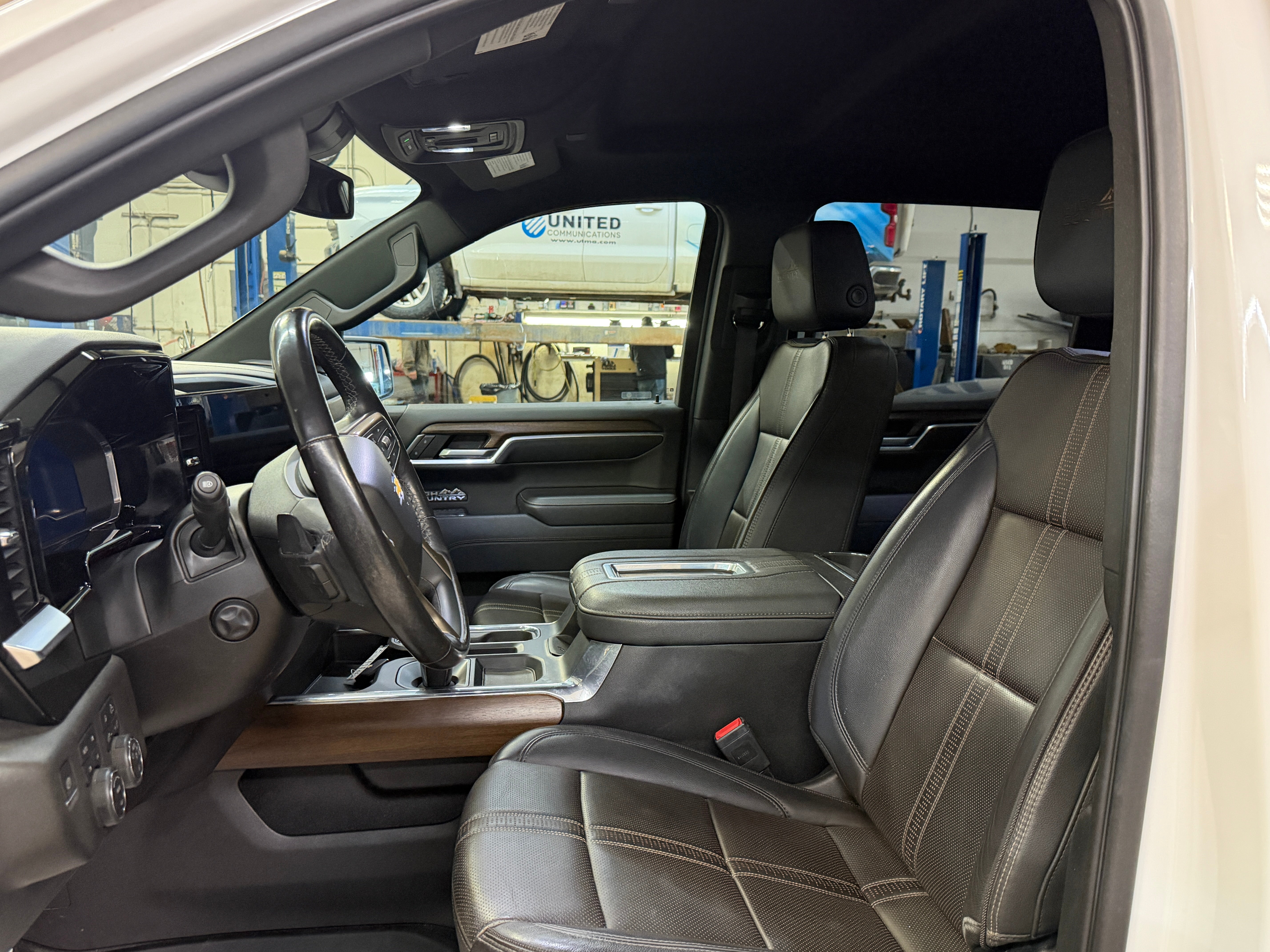 2022 Chevrolet Silverado 1500 High Country