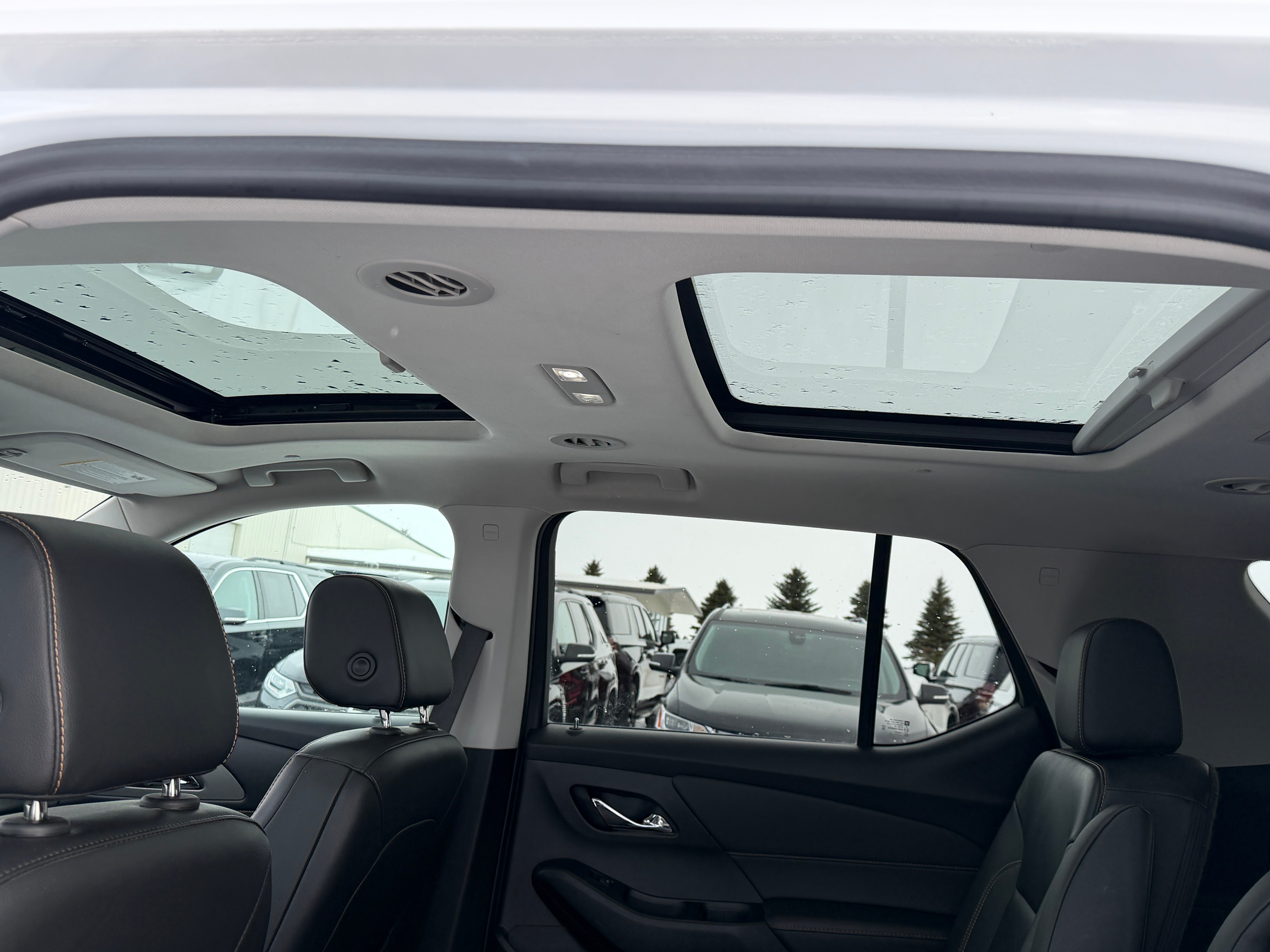 2020 Chevrolet Traverse LT Leather