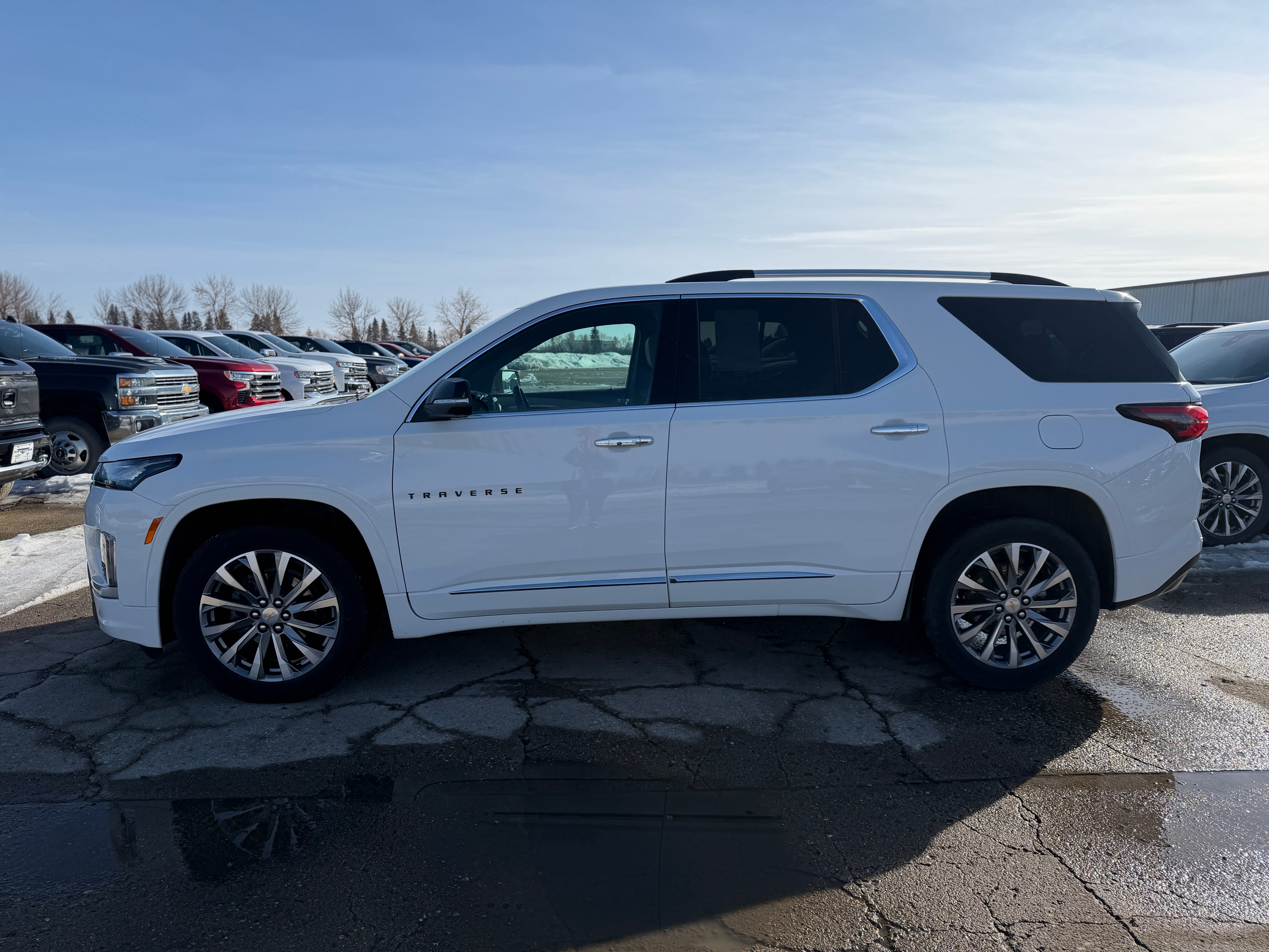 2023 Chevrolet Traverse Premier