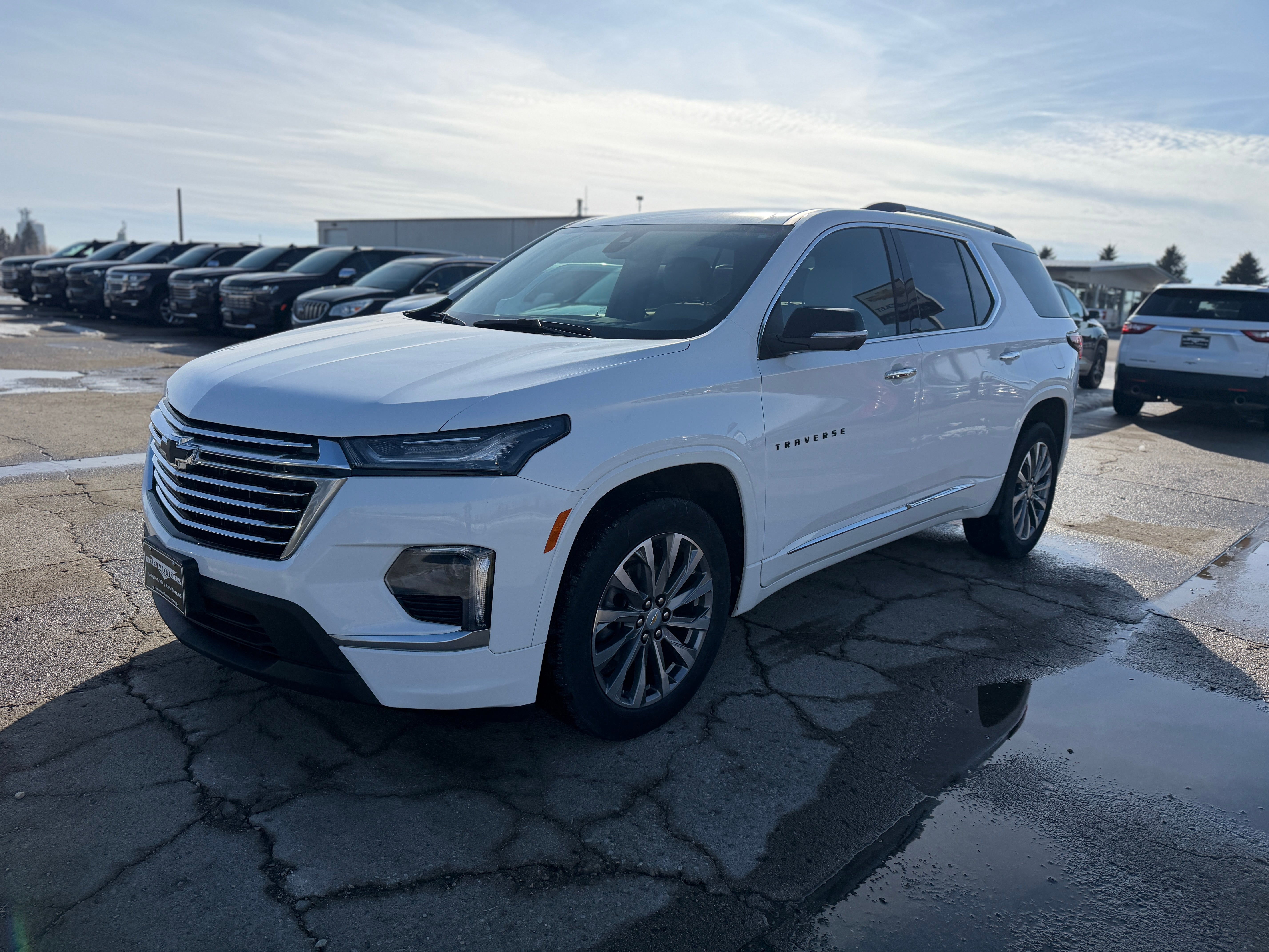 2023 Chevrolet Traverse Premier