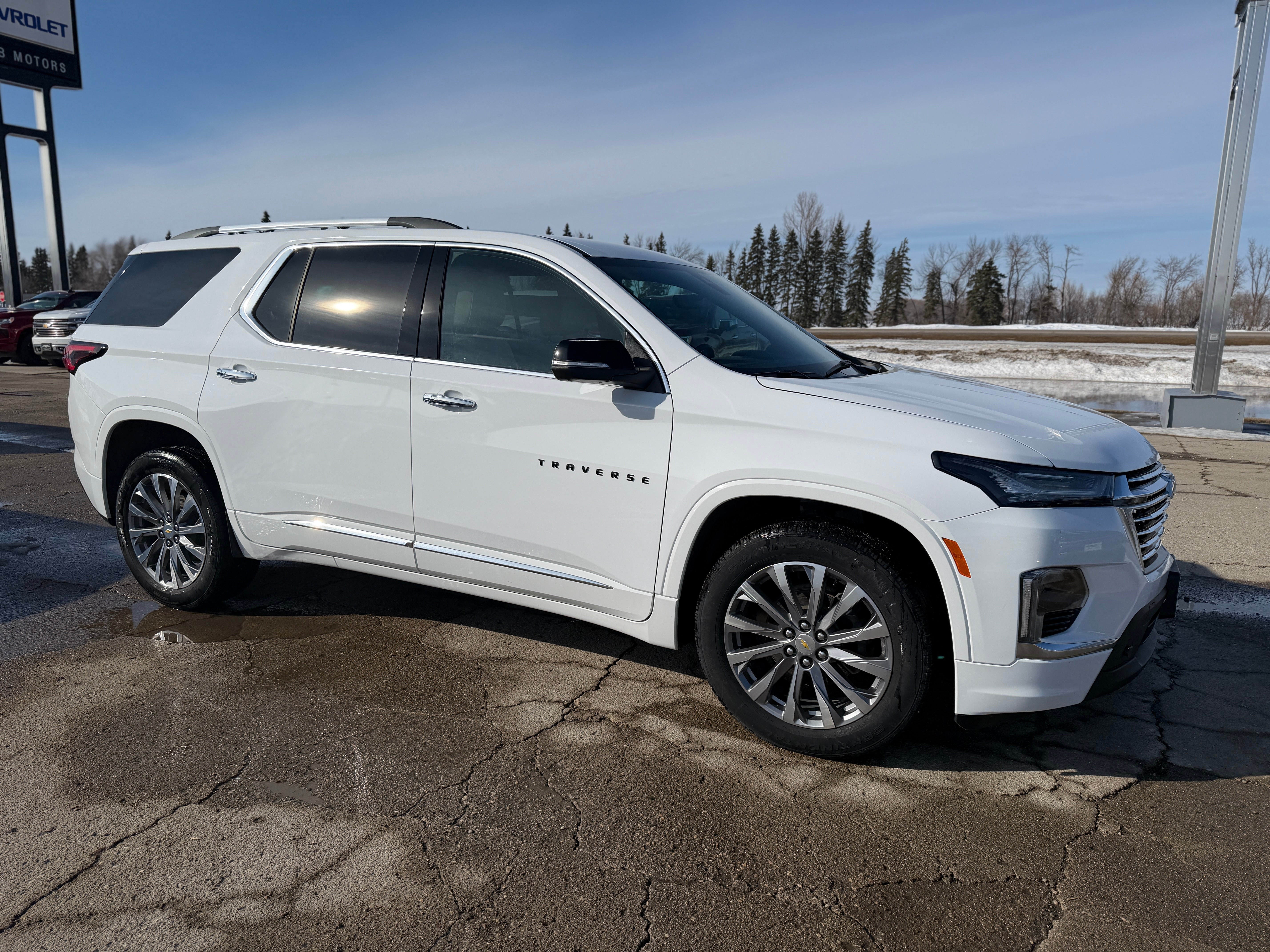 2023 Chevrolet Traverse Premier
