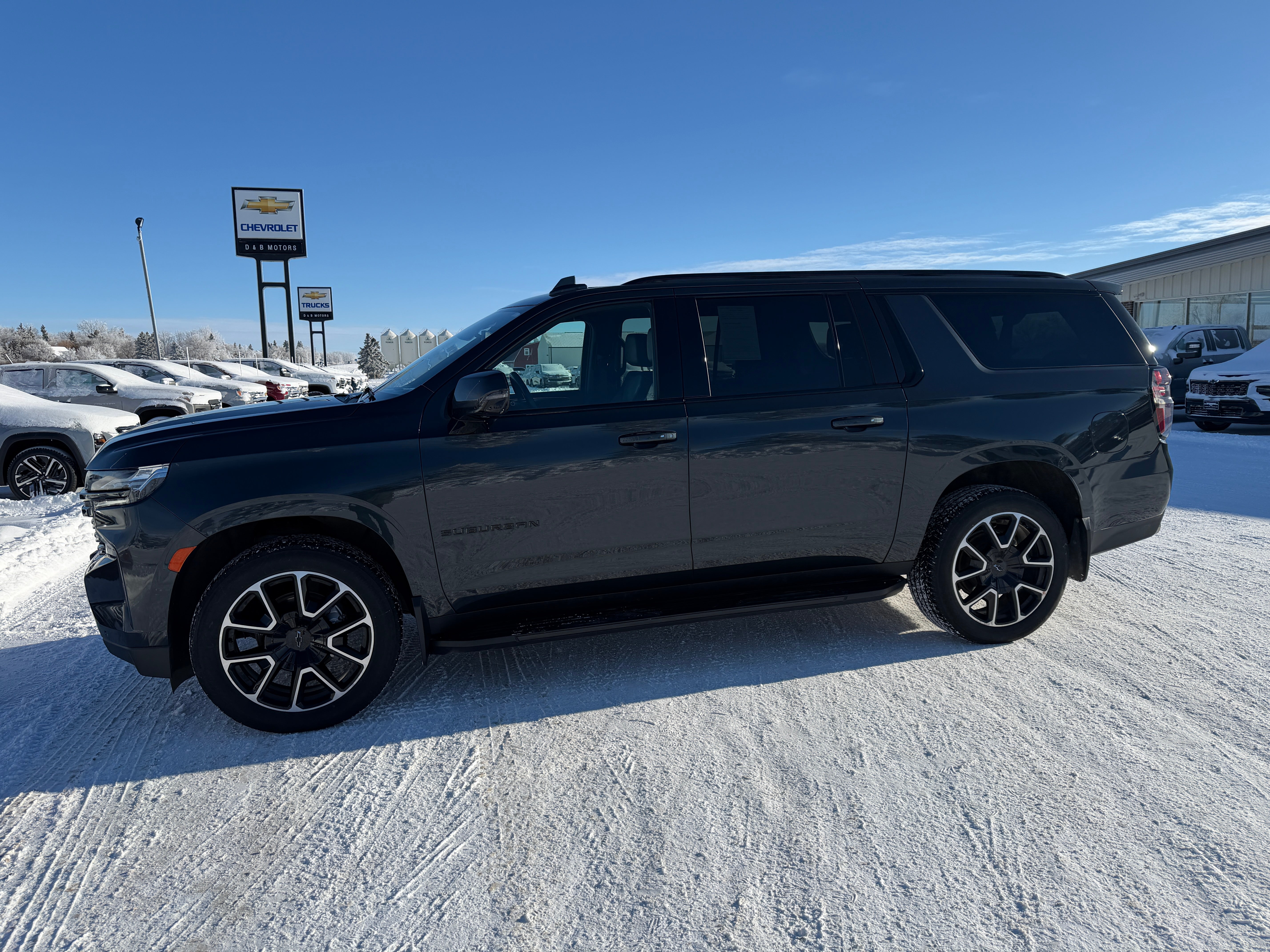 2022 Chevrolet Suburban RST