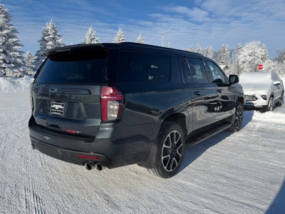 2022 Chevrolet Suburban RST