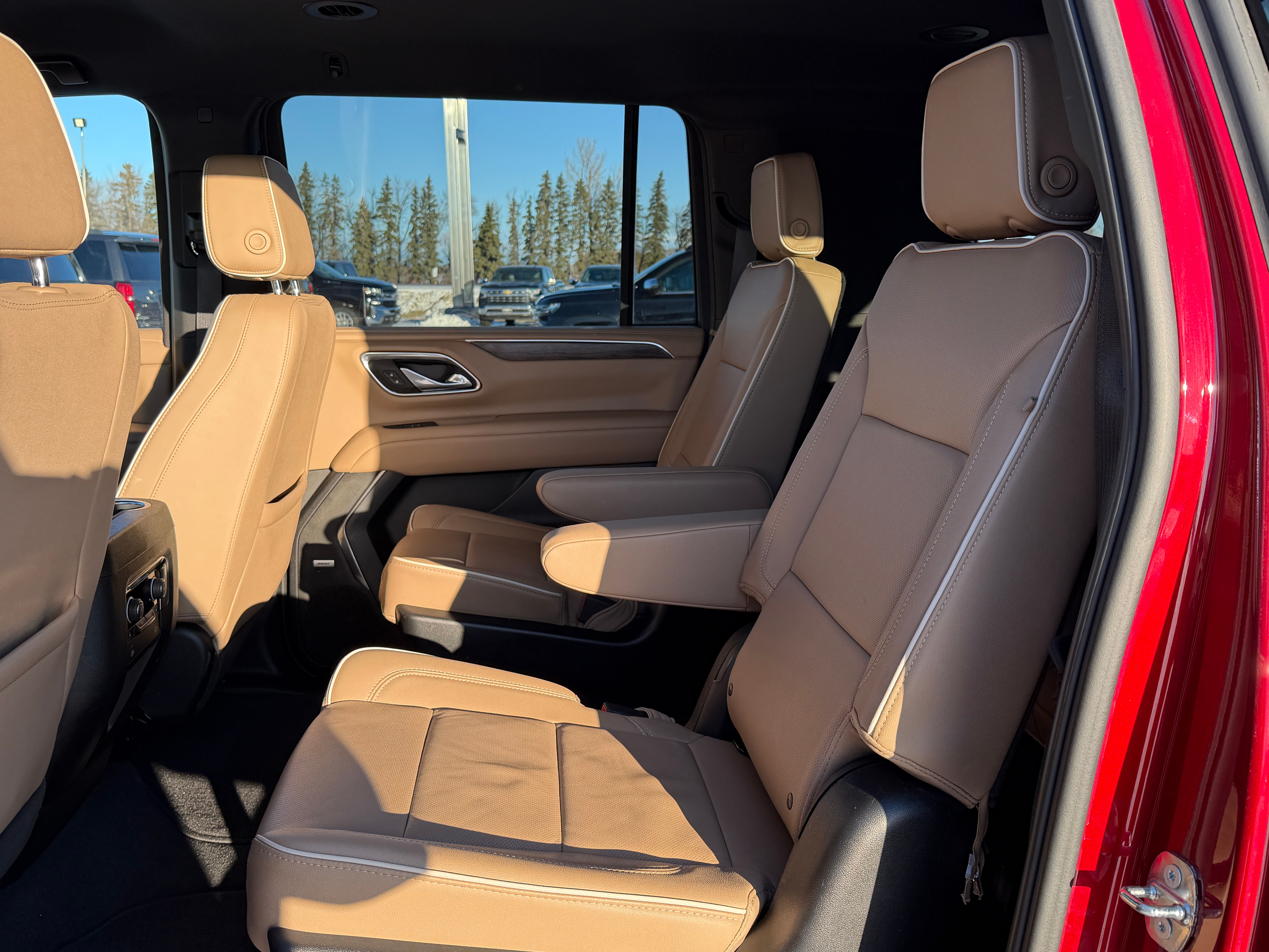 2024 Chevrolet Suburban Premier