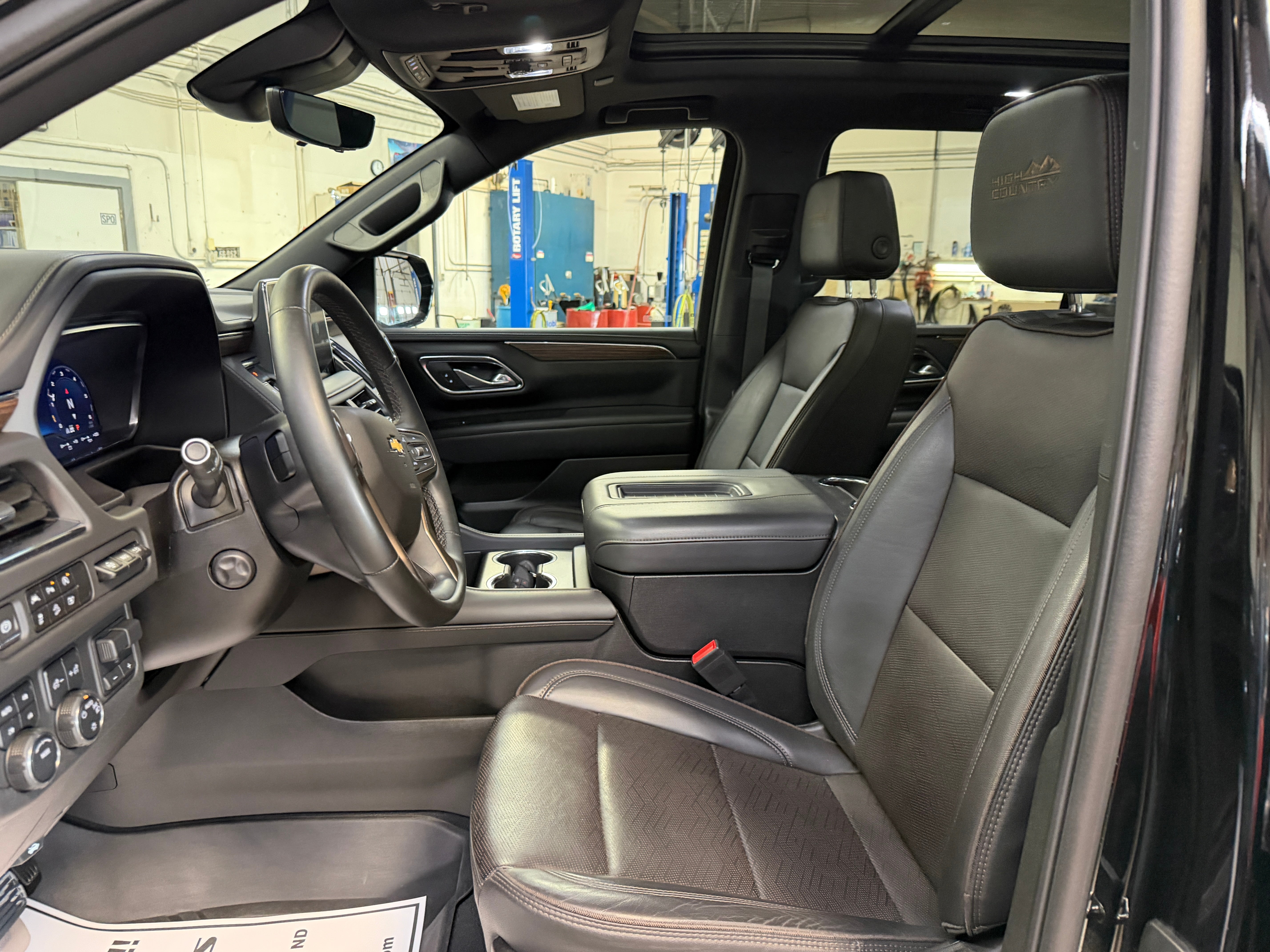 2024 Chevrolet Suburban High Country