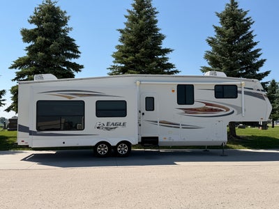 2011 JAYCO 351RLTS Base