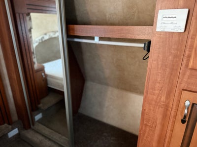 2011 JAYCO 351RLTS Base