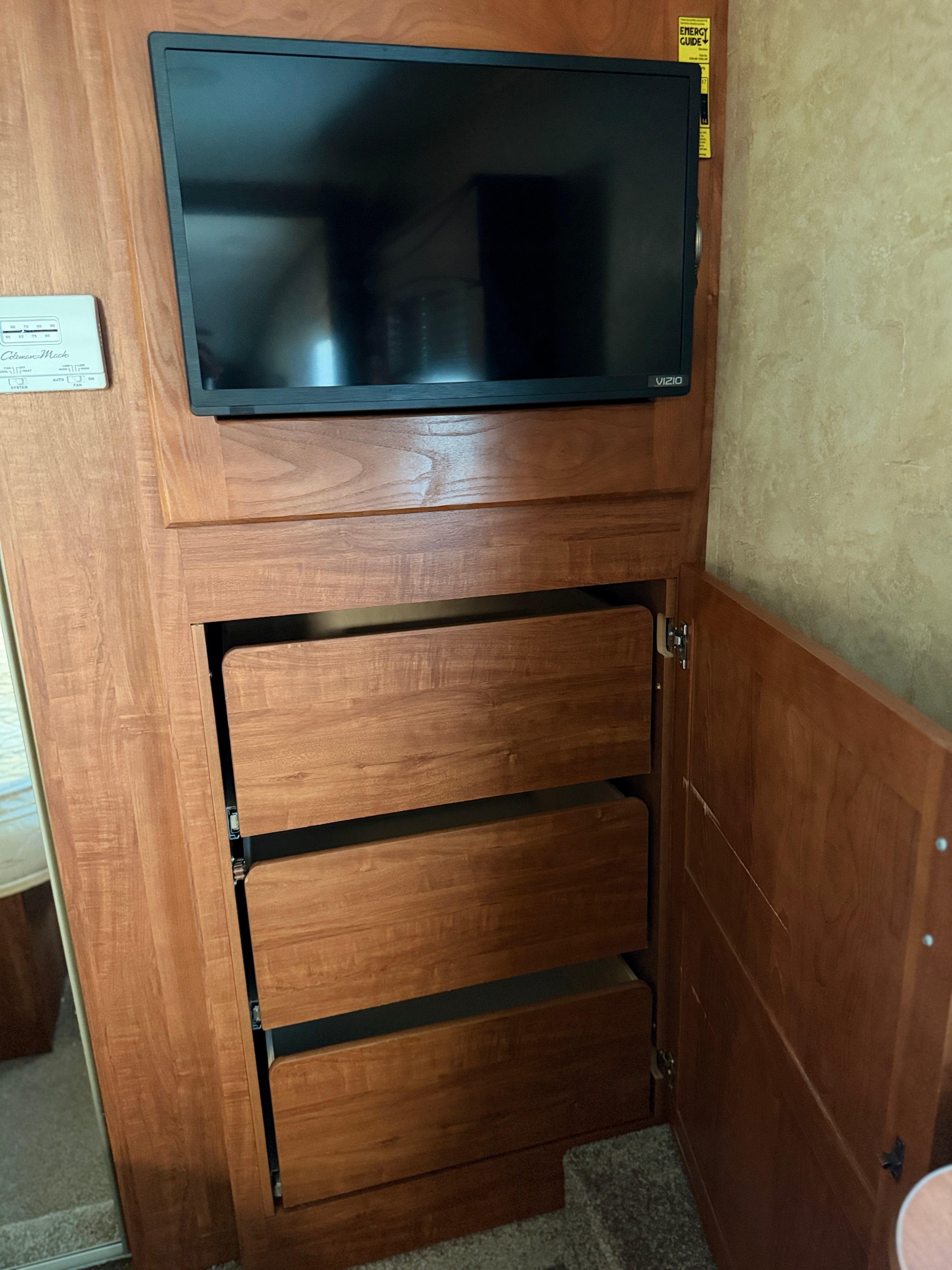 2011 JAYCO 351RLTS Base