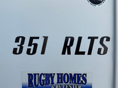 2011 JAYCO 351RLTS Base