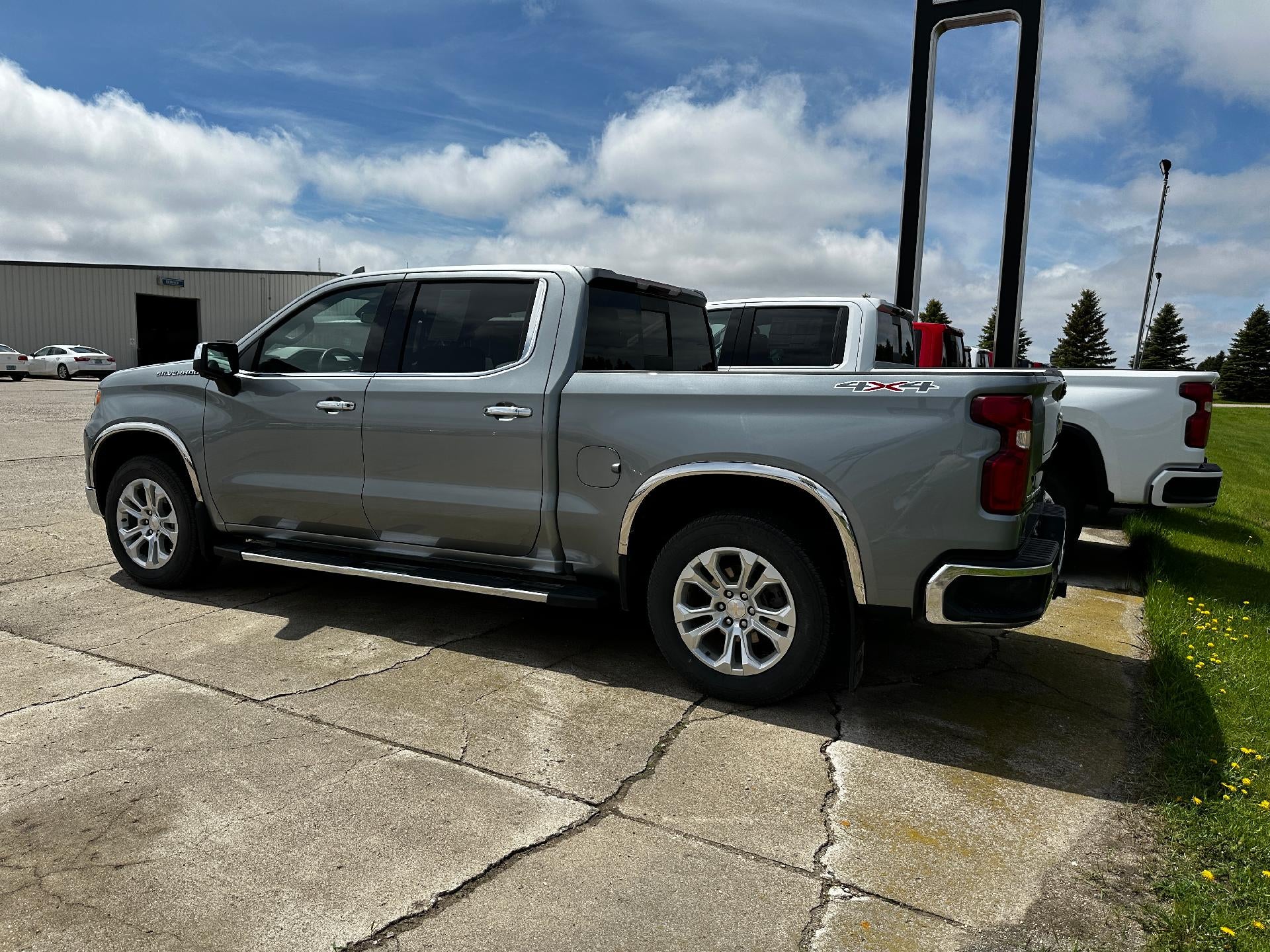 2023 Chevrolet Silverado 1500 LTZ