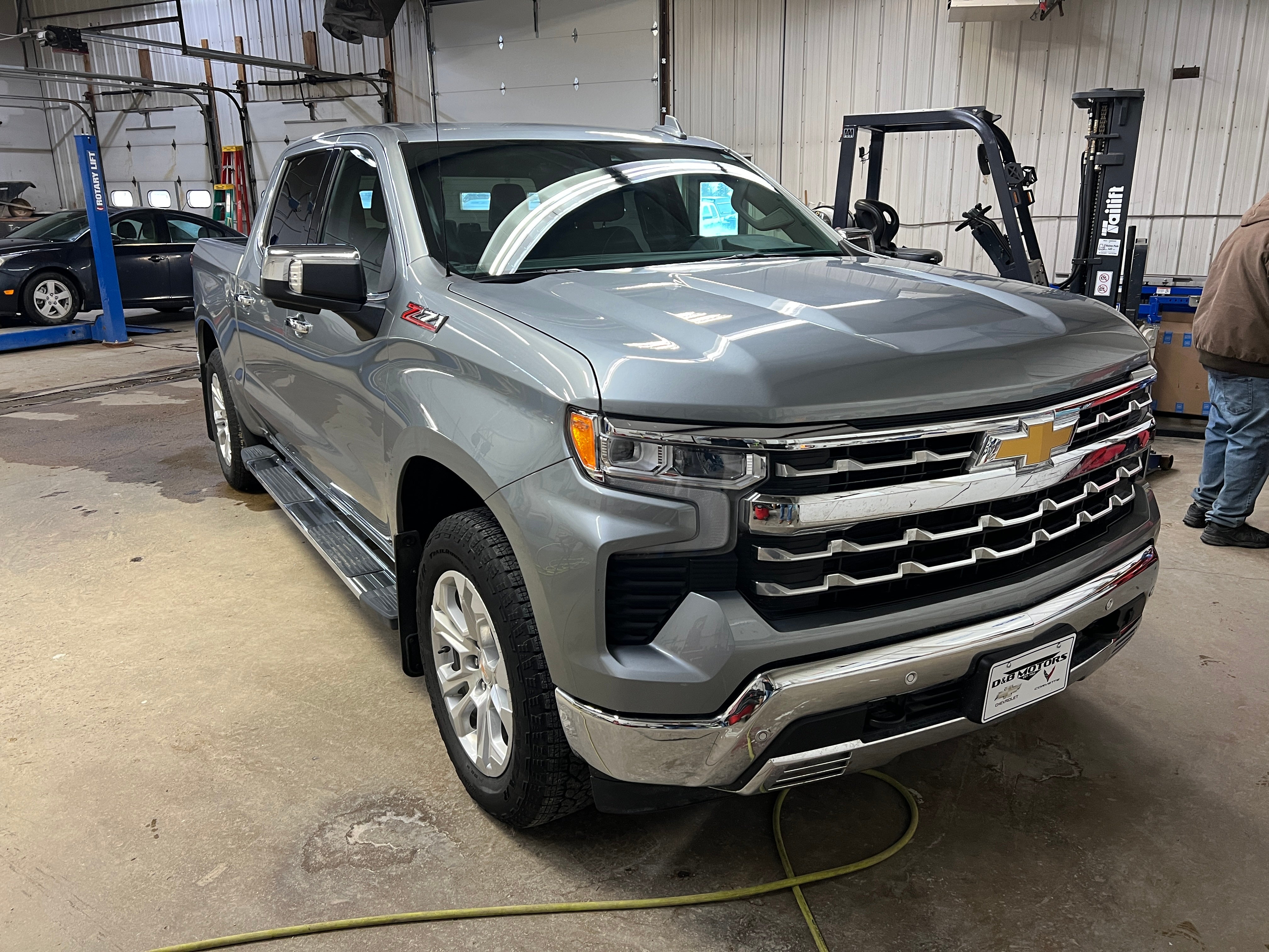 2024 Chevrolet Silverado 1500 LTZ