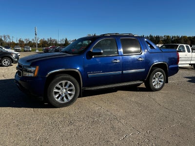 2013 Chevrolet Avalanche LS
