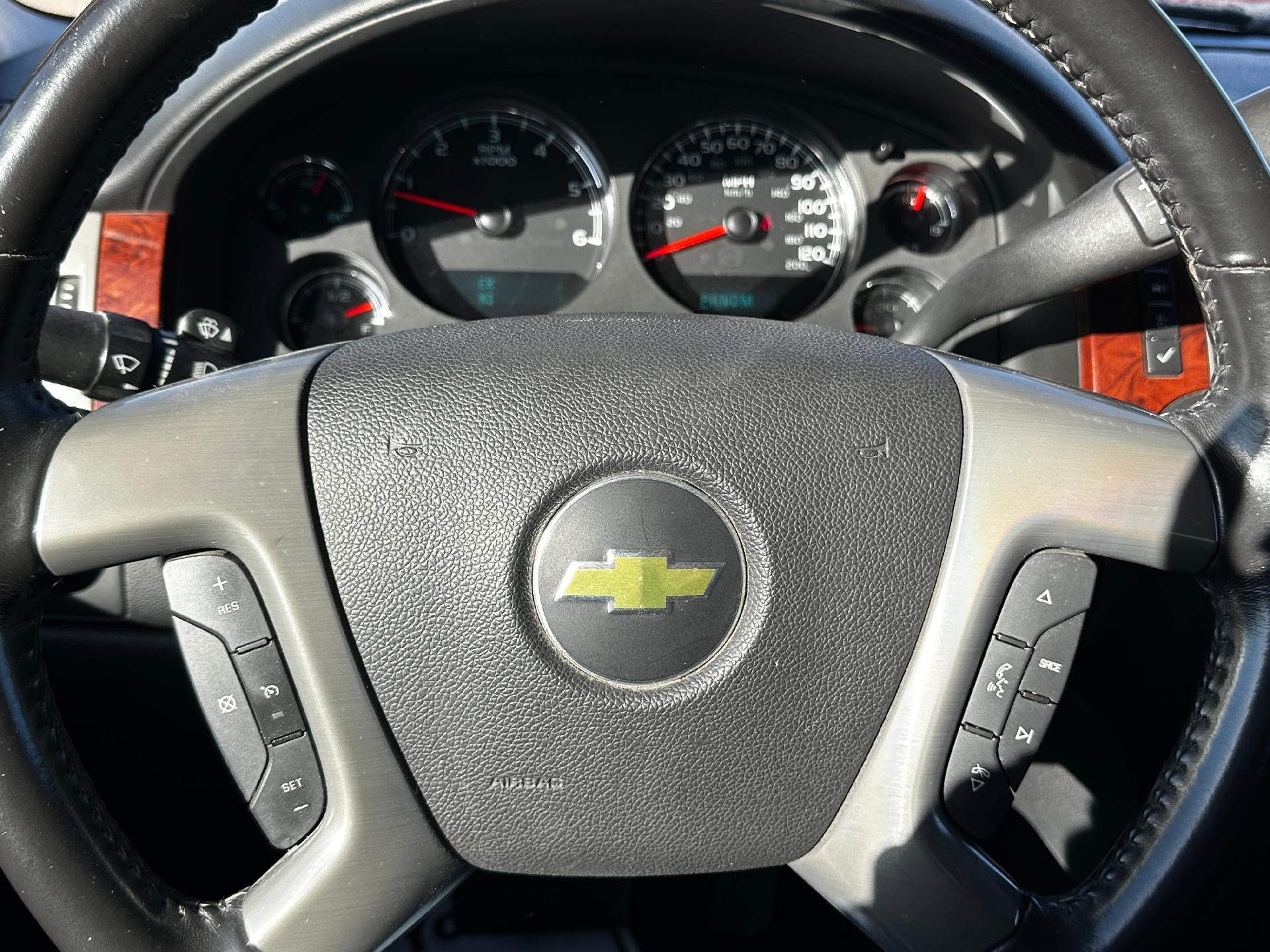 2013 Chevrolet Avalanche LS