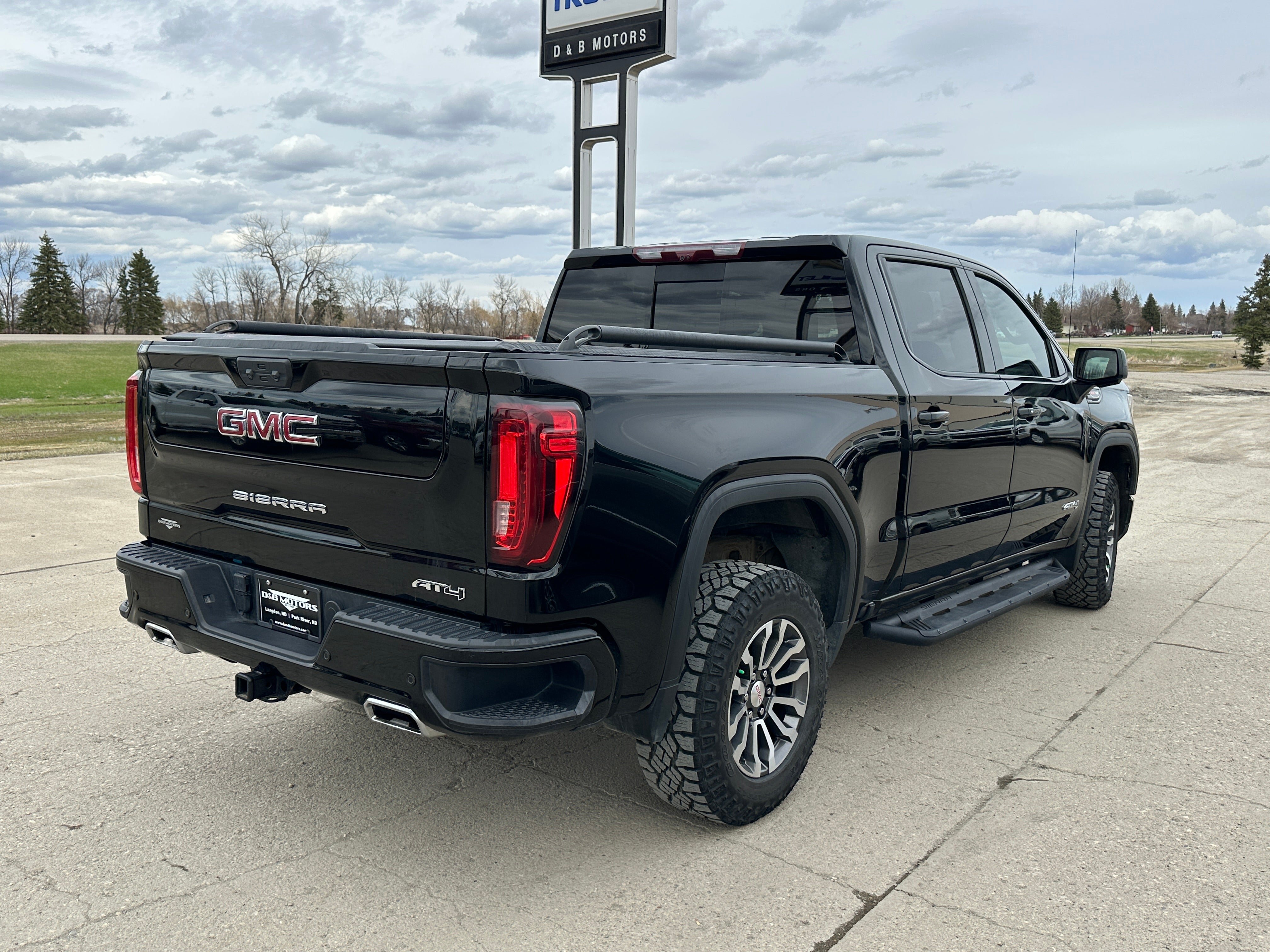 2022 GMC Sierra 1500 AT4