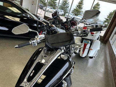 2010 YAMAHA MOTORCYCLE Base